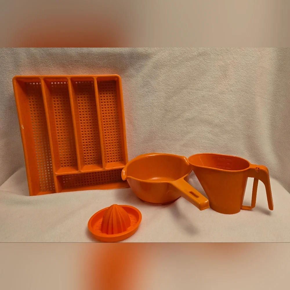 Rubbermaid Orange Kitchen Tools Set